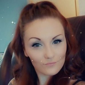 Meet your Posher, Deanna